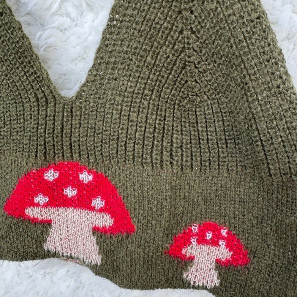 Red Mushrooms Knit Sweater Halter Top Olive Green Crop Size Large Fairycore y2K - Picture 3 of 7